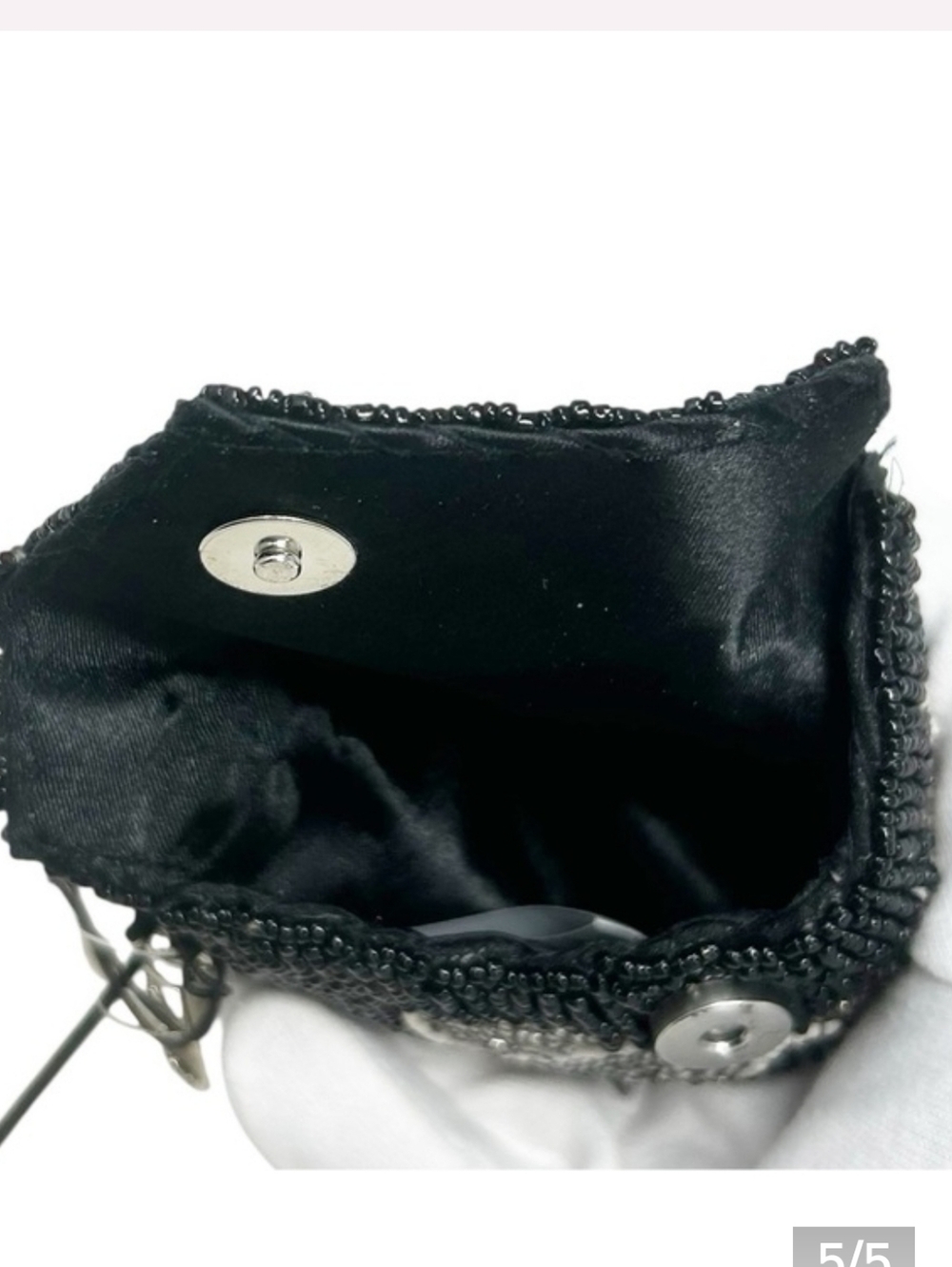 Rachel Zoe Black & White Beaded Card Case with Bow Bag Charm - NIB GIFTABLE! - Picture 9 of 10